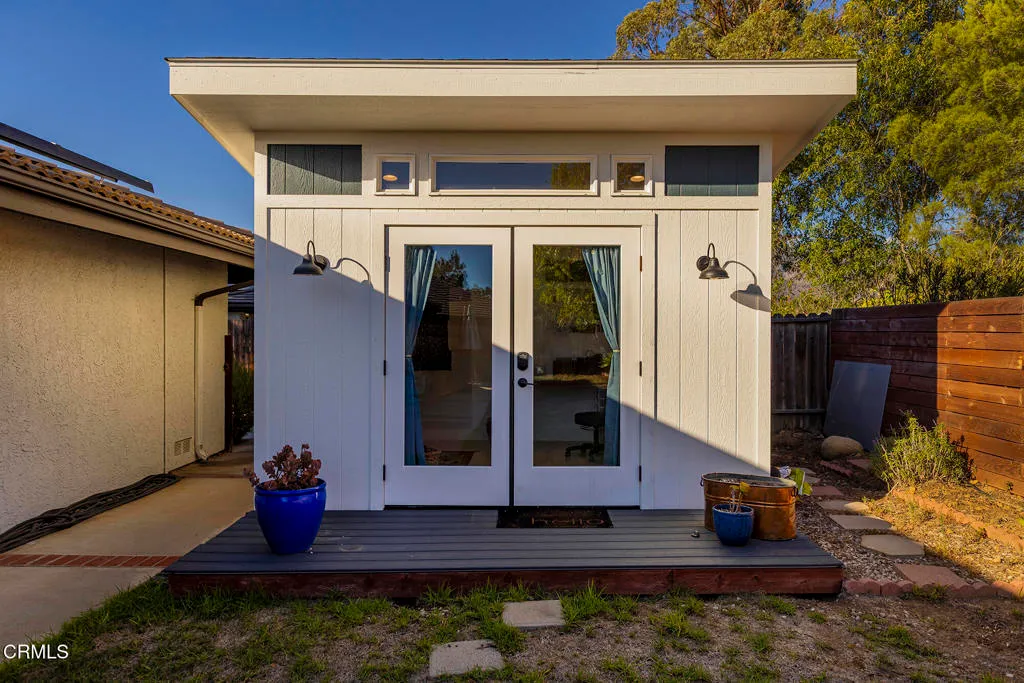 Ojai, California 93023, United States, 3 Bedrooms Bedrooms, ,2 BathroomsBathrooms,Residential,Active,229973