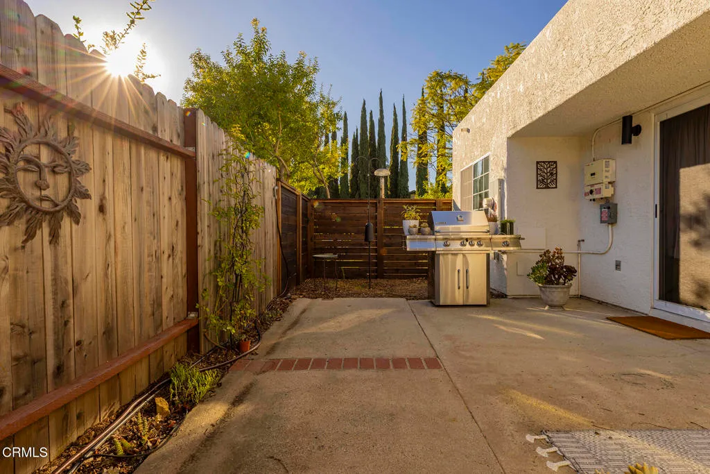 Ojai, California 93023, United States, 3 Bedrooms Bedrooms, ,2 BathroomsBathrooms,Residential,Active,229973