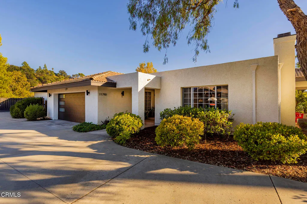 Ojai, California 93023, United States, 3 Bedrooms Bedrooms, ,2 BathroomsBathrooms,Residential,Active,229973