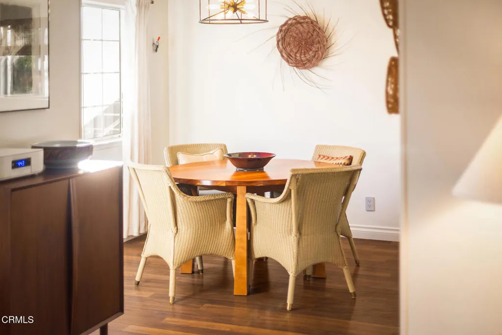 Ojai, California 93023, United States, 3 Bedrooms Bedrooms, ,2 BathroomsBathrooms,Residential,Active,229973