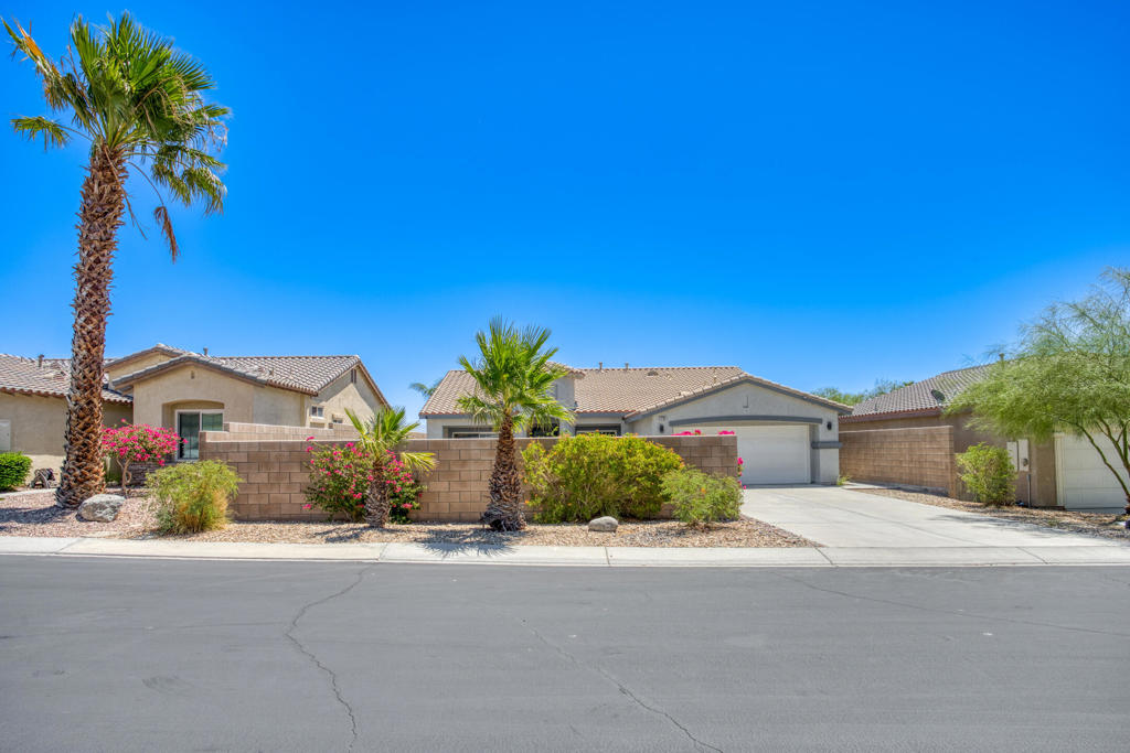 3764 Vista Dunes