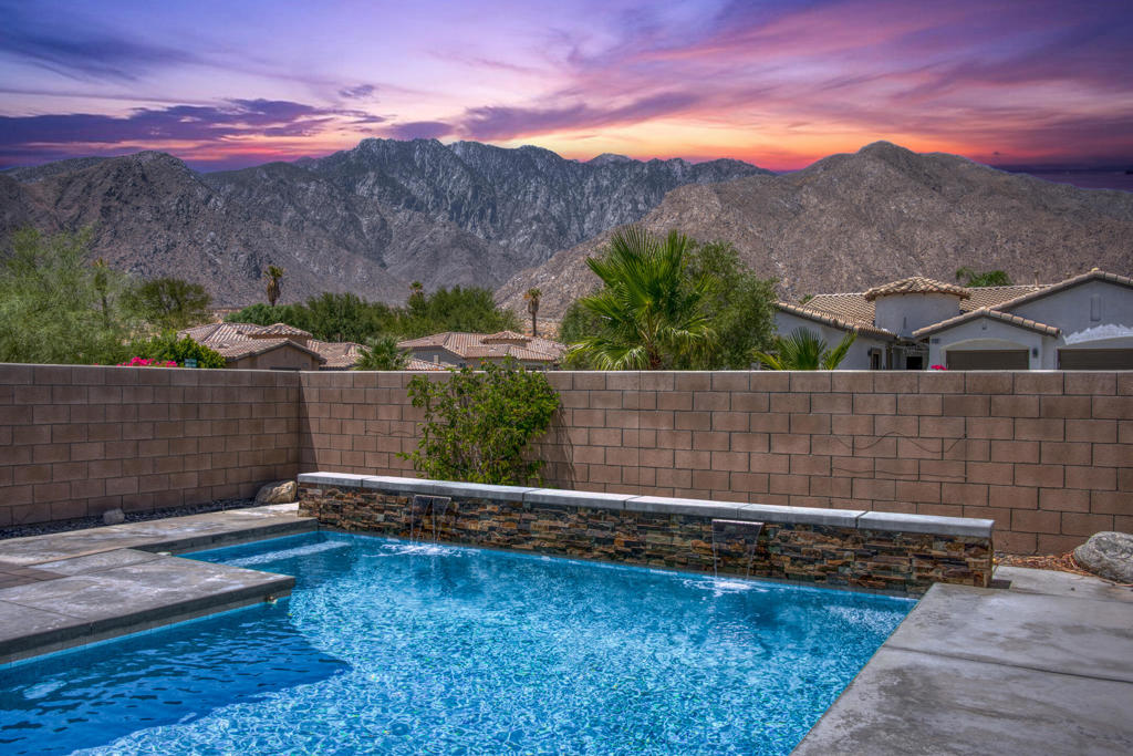 3764 Vista Dunes