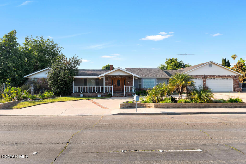 2881 Alamo Street