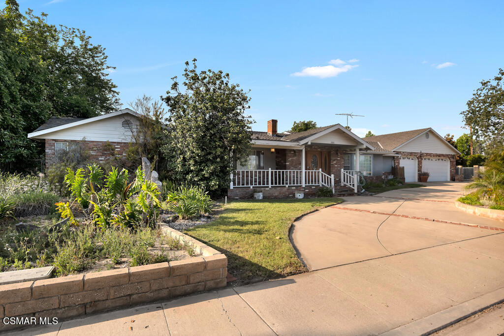 2881 Alamo Street