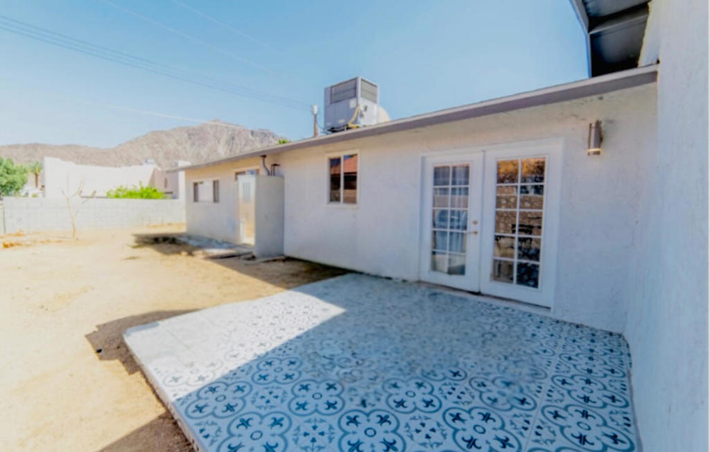 La Quinta Cove - Residential