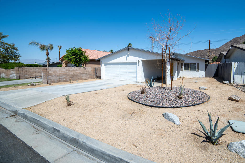 La Quinta Cove - Residential