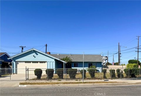 8471 Rembrandt Drive Huntington Beach CA 92647