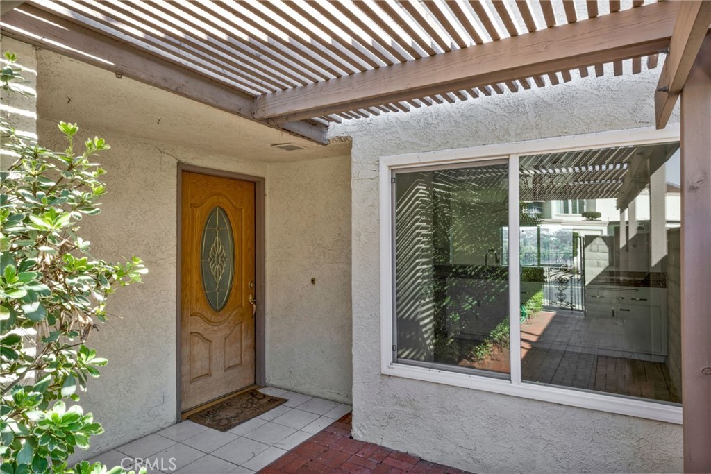 5540 E Vista Del Este