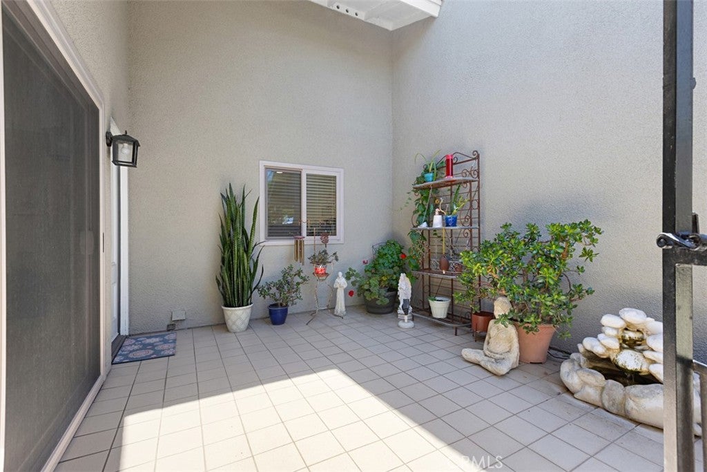 Properties 3 8933 Yolo 1307-B