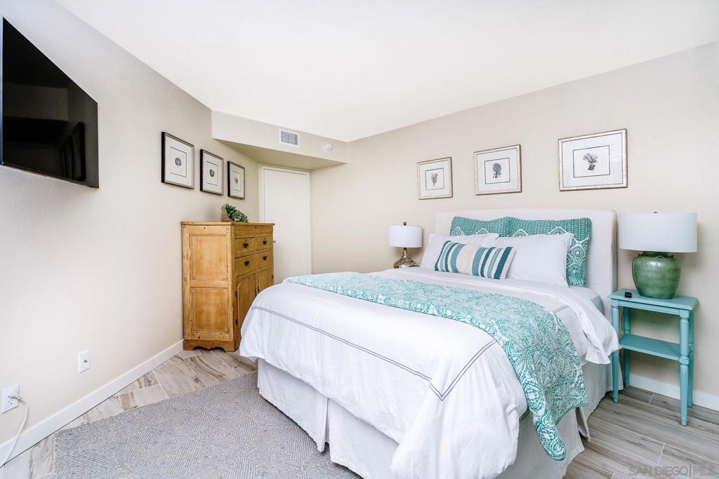 Del Mar - Residential Lease