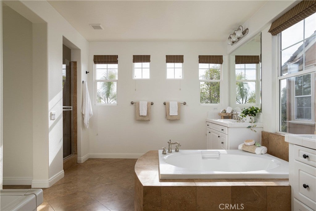 11 Craftsbury Pl, Ladera Ranch CA 92694 - Photo 35