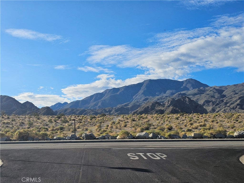 54925 Avenida Alvarado