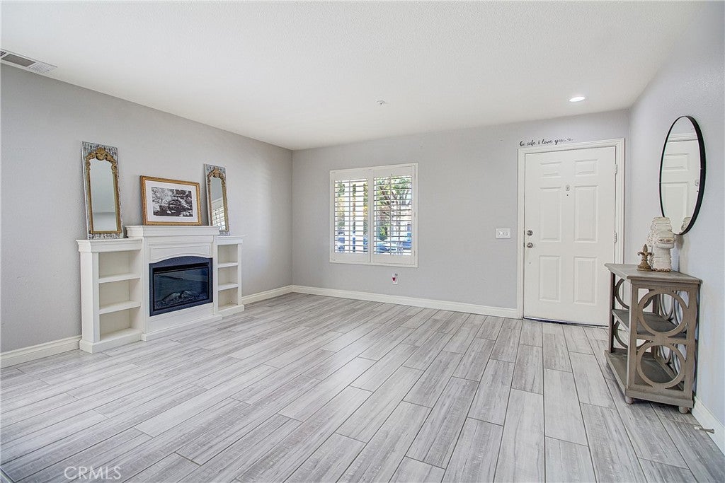 6705 Lindbergh
