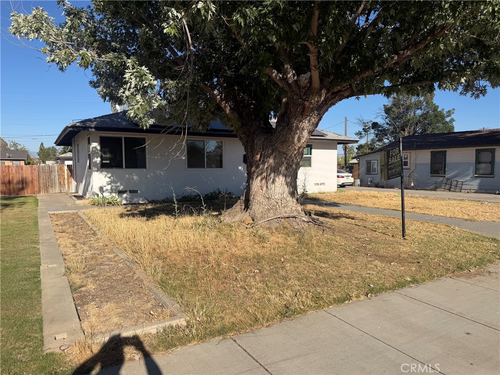 714 Wistaria Street