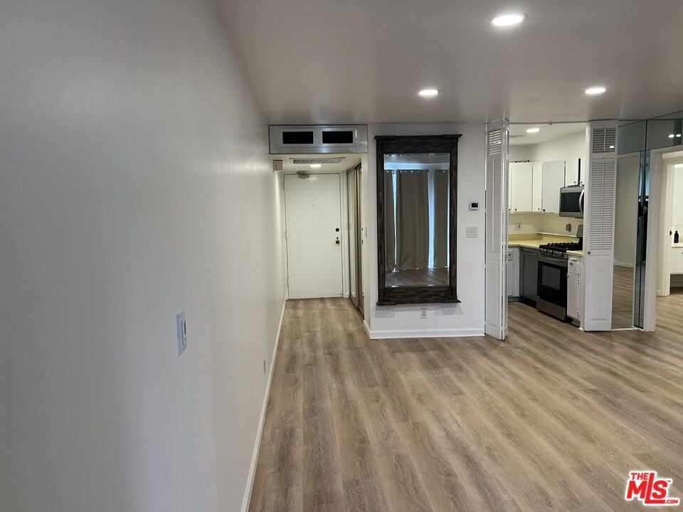 800 W 1st Street 2607
