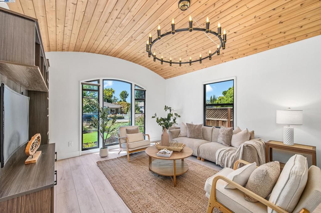 Photo of 4073 Stanley Blvd, Pleasanton, CA 94566 (MLS # 41113708)