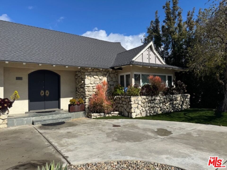 4561 Don Felipe Drive