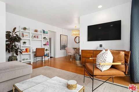 Tiny photo for 2431 3rd Street #9, Santa Monica, CA 90405 (MLS # 26633839)