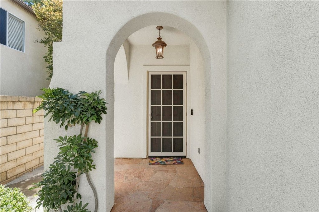 27660 Elk Ridge