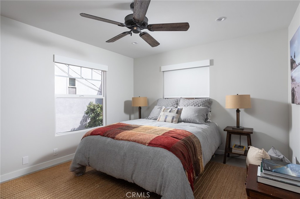 Corona del Mar South of PCH (CDMS) - Residential Lease