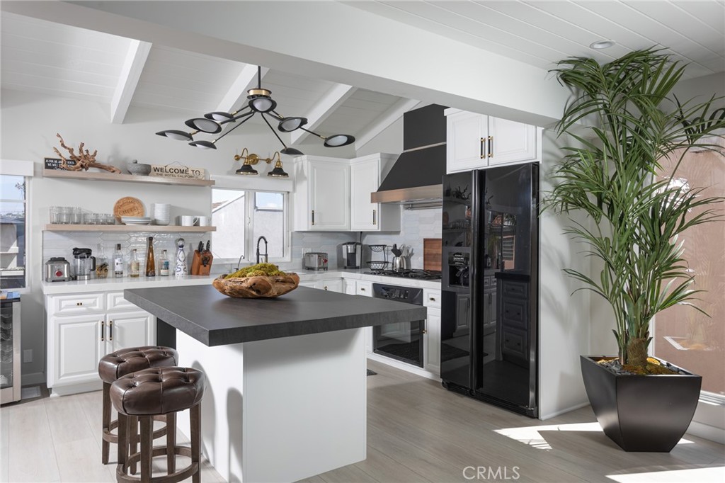Corona del Mar South of PCH (CDMS) - Residential Lease