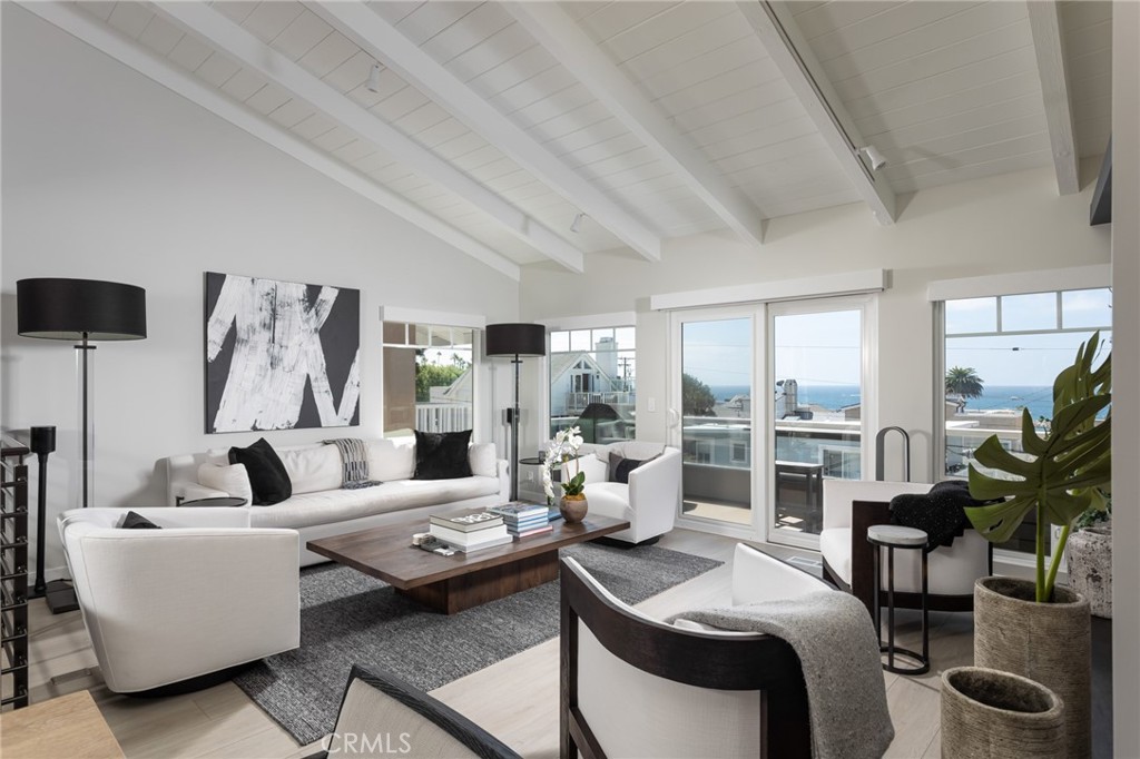 Corona del Mar South of PCH (CDMS) - Residential Lease