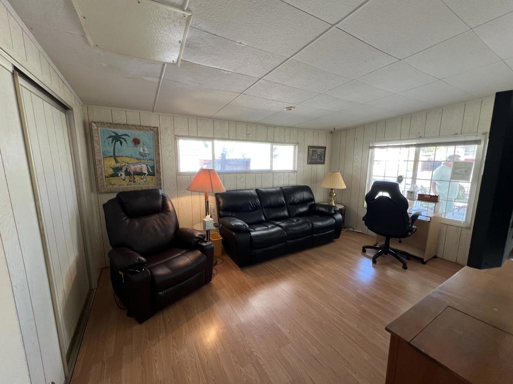 Desert Crest CC - Manufactured In Park