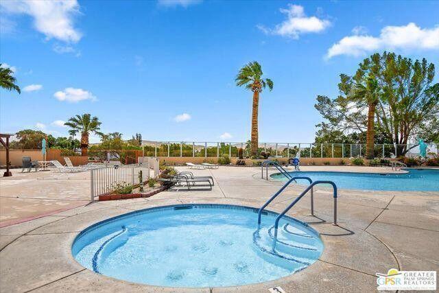 Desert Crest CC - Manufactured In Park