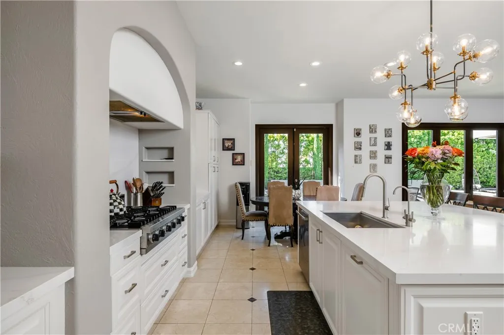 Newport Beach, California 92660, United States, 6 Bedrooms Bedrooms, ,7 BathroomsBathrooms,Residential,Active,181687