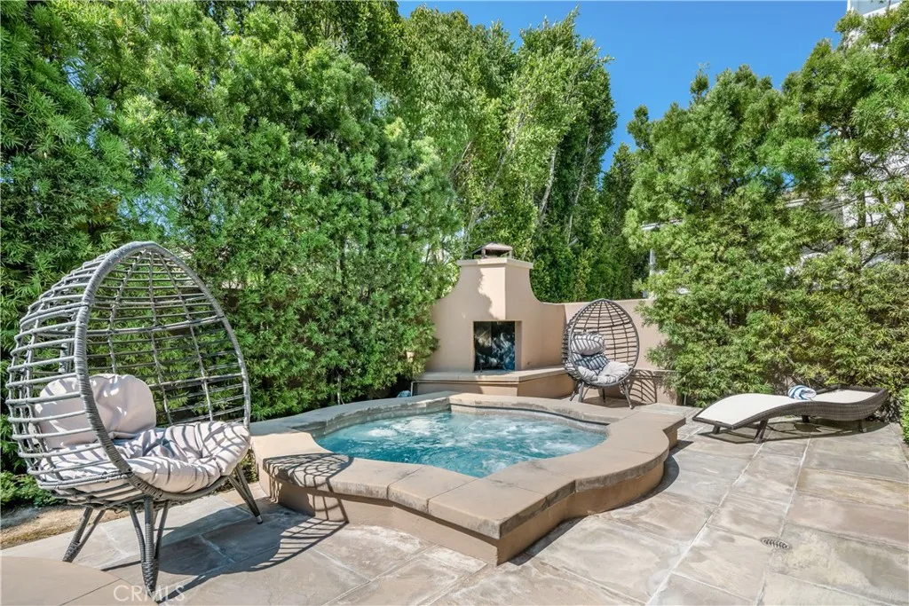 Newport Beach, California 92660, United States, 6 Bedrooms Bedrooms, ,7 BathroomsBathrooms,Residential,Active,181687