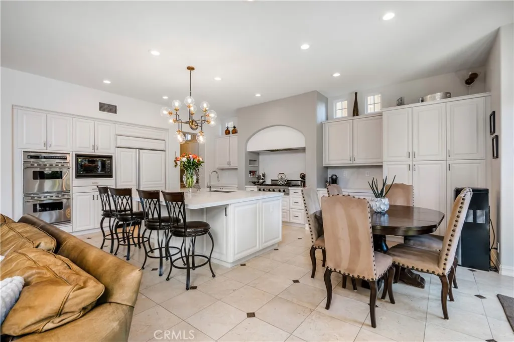 Newport Beach, California 92660, United States, 6 Bedrooms Bedrooms, ,7 BathroomsBathrooms,Residential,Active,181687