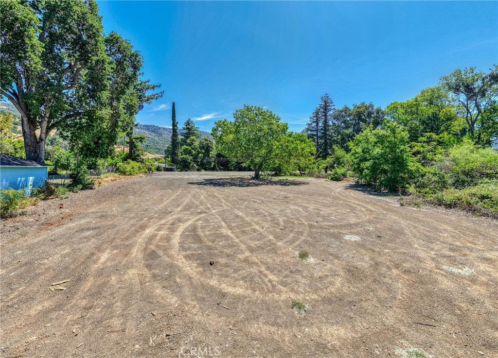5905 E Highway 20