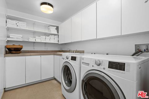 Tiny photo for 477 Upper Mesa Road, Santa Monica, CA 90402 (MLS # 25627671)