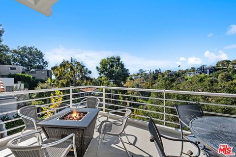 Tiny photo for 477 Upper Mesa Road, Santa Monica, CA 90402 (MLS # 25627671)