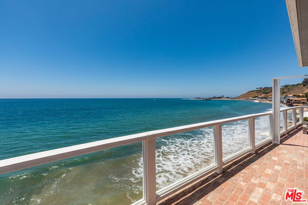 Photo of 22664 PACIFIC COAST Highway #4, Malibu, CA 90265 (MLS # 25551199)