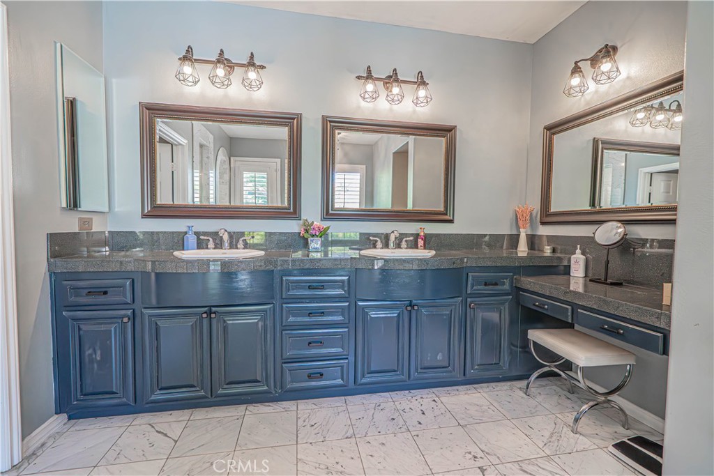 Southern Oaks Manor (SOMNR) - Residential