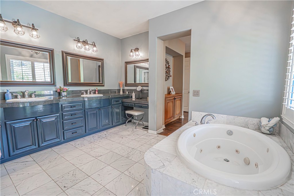 Southern Oaks Manor (SOMNR) - Residential