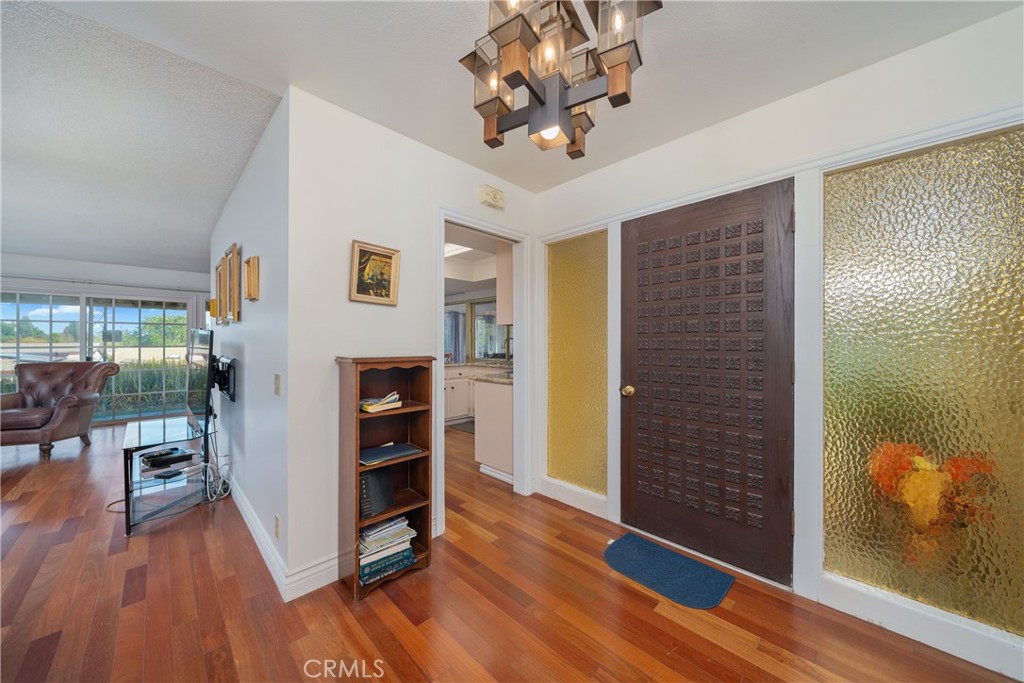 3808 Vista Campana S