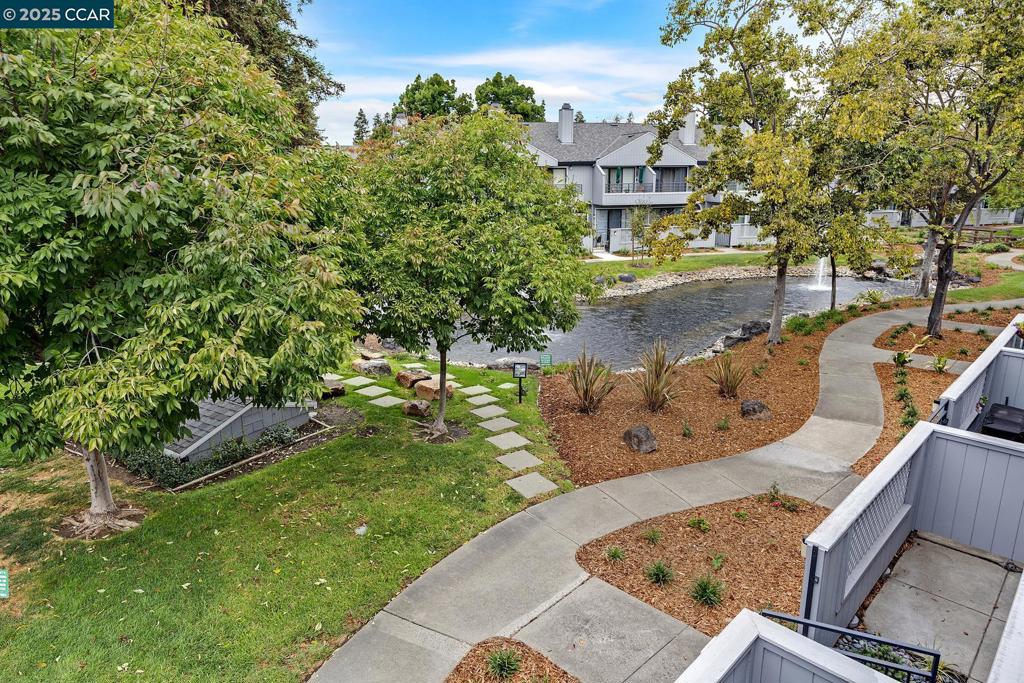 ELLINWOOD PARK - Residential