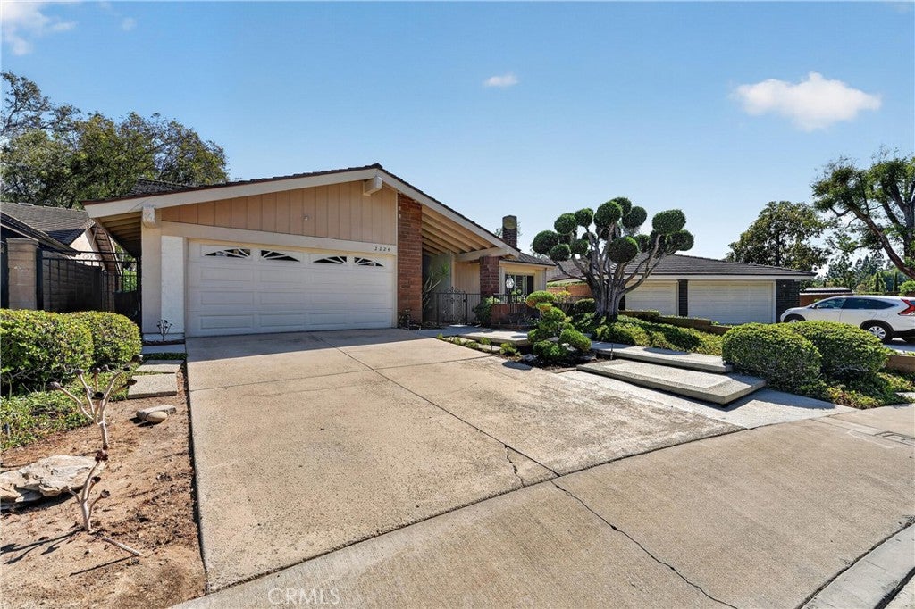 2224 Mountain Ridge