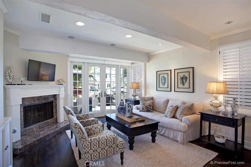 Corona del Mar South of PCH (CDMS) - Residential Lease