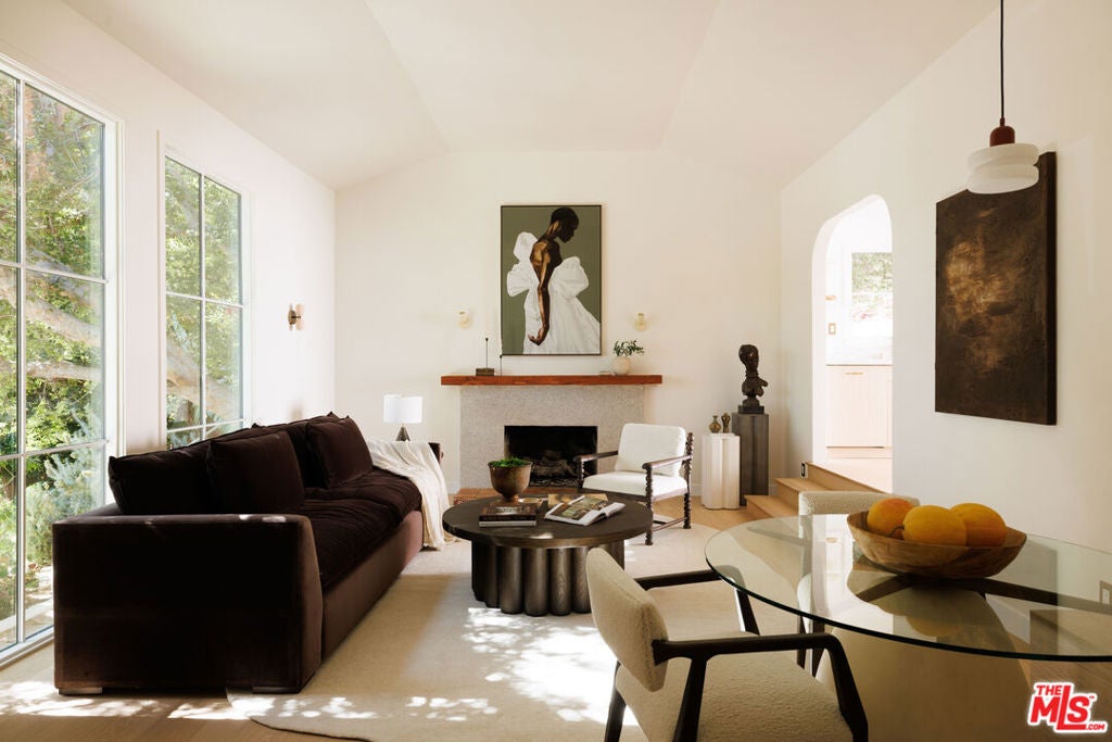 4300 Ambrose Avenue, Los Angeles CA 90027