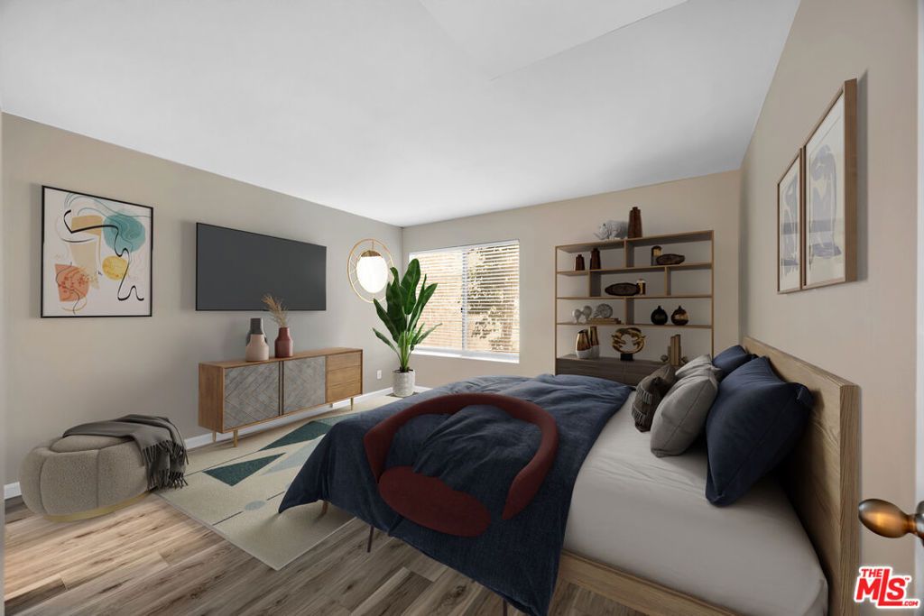 Photo of 11109 Summertime Lane, Culver City, CA 90230 (MLS # 26652033)