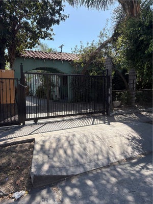450 E 70TH ST, LOS ANGELES, CA 90003 - Image 8c7bfbfd65161cde4cc5d2e465c39fa3/365700633