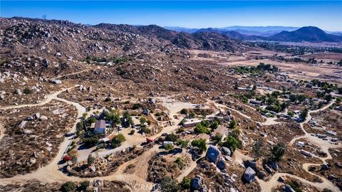 0 Nogues Nuevo CA 92567