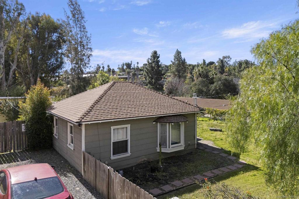 803 & 803 1/2 Taylor Street