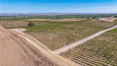 Tiny photo for 4825 Mill Road Rd, Paso Robles, CA 93446 (MLS # NS25216347)