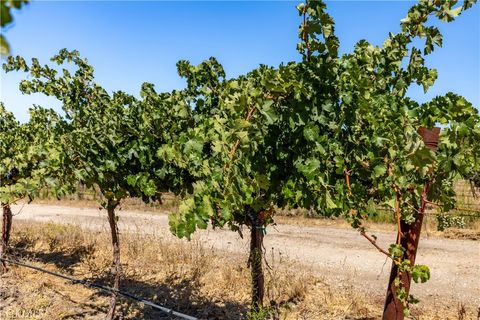 Tiny photo for 4825 Mill Road Rd, Paso Robles, CA 93446 (MLS # NS25216347)