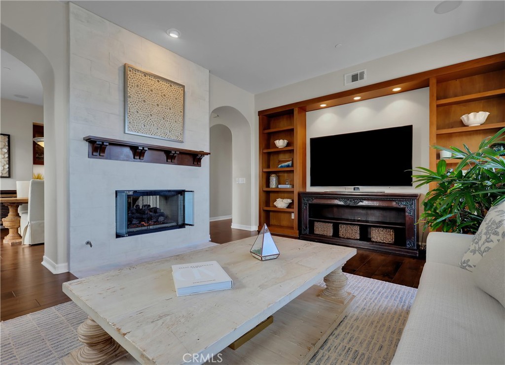 Reserve East (RESE) - Residential