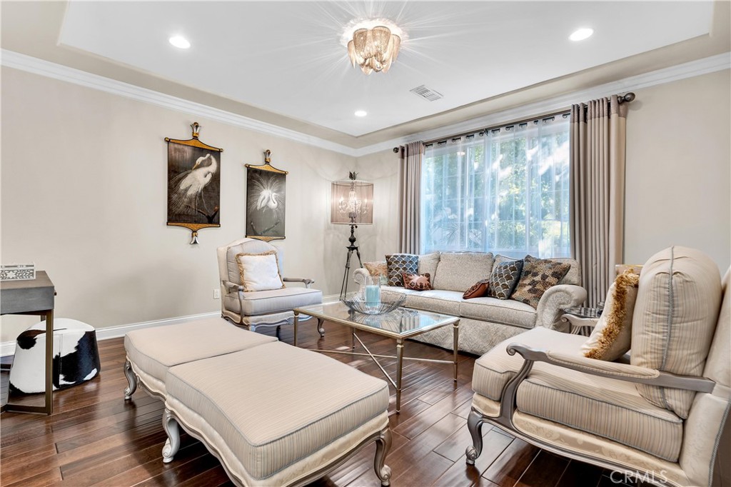 9420 Oak Leaf Drive